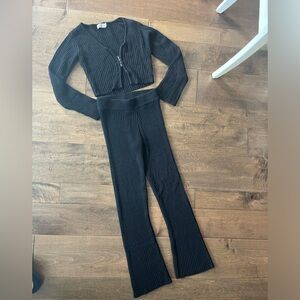 Tiger Mist sweater set